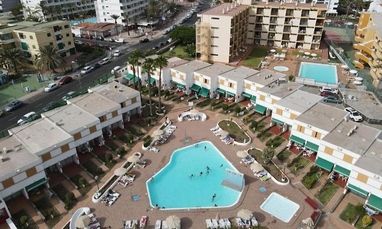 APARTAMENTO BARBER LAS ≡ del Inglés, España ≡ Tarifas de Reserva Más Económicas en Apartamento Barber Las Brisas en Playa del Inglés